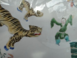 Later Kangxi period plate with strange tigers - courtesy Glade Antiques